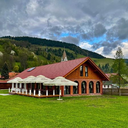 Biotour Camping & Restaurant Ghimes-Faget Luaran gambar