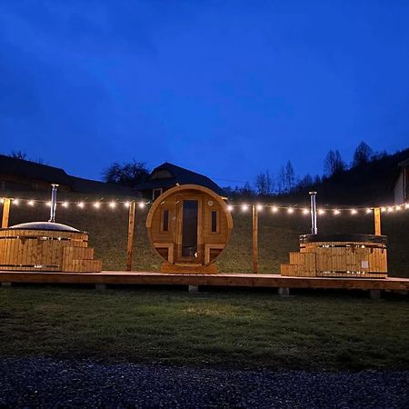 Biotour Camping & Restaurant Ghimes-Faget Luaran gambar