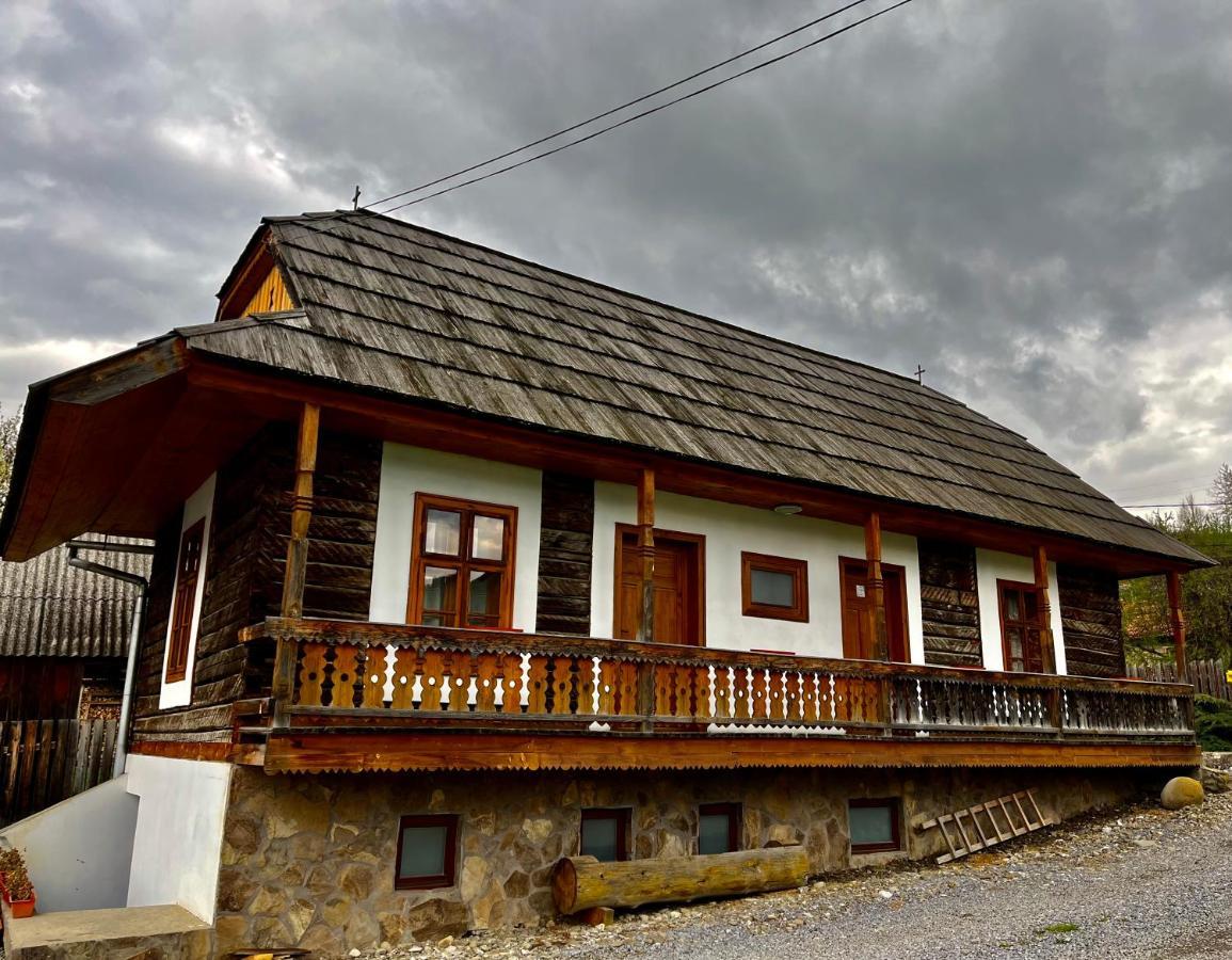 Biotour Camping & Restaurant Ghimes-Faget Luaran gambar