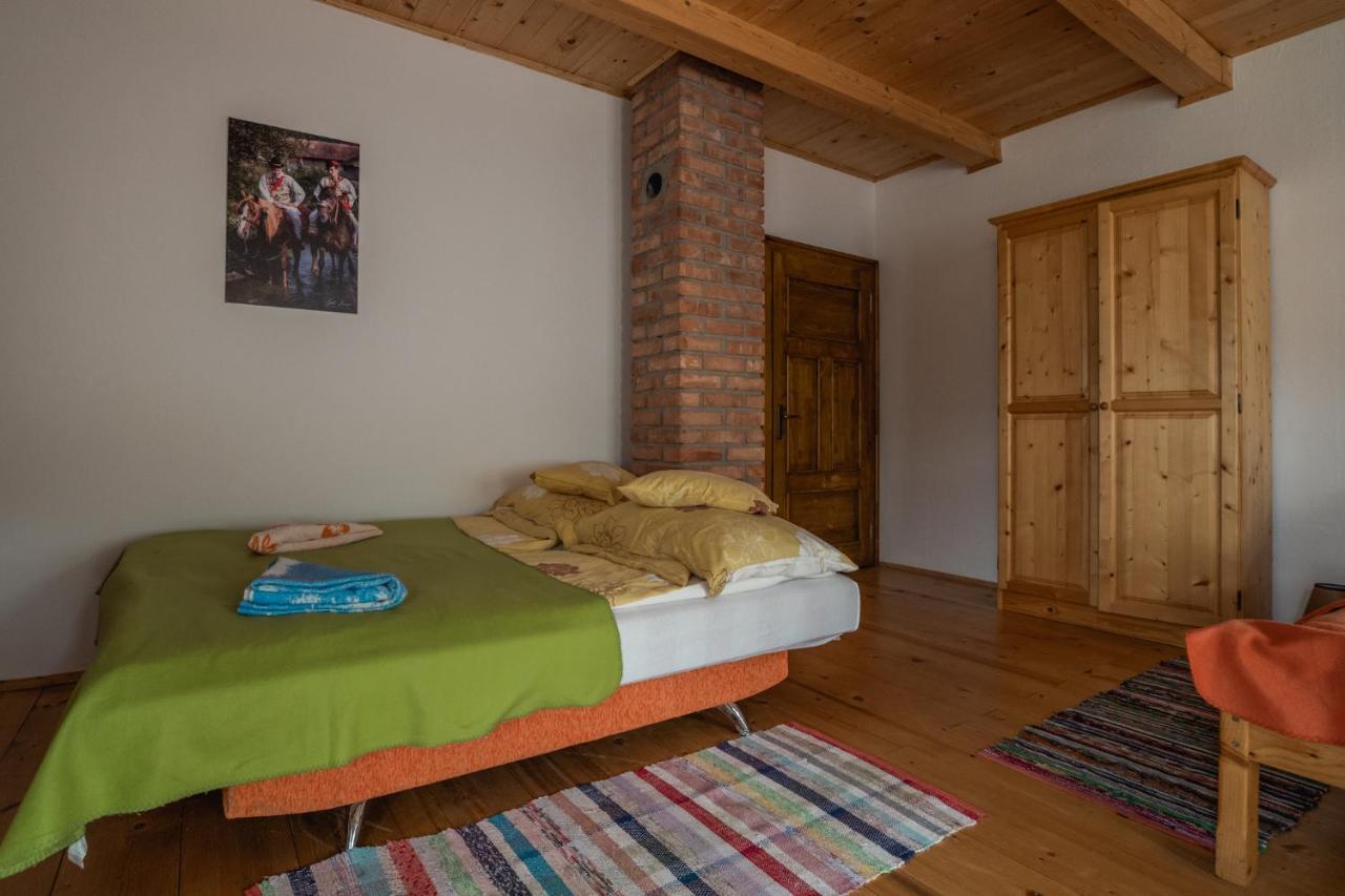 Biotour Camping & Restaurant Ghimes-Faget Luaran gambar