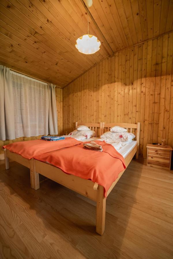 Biotour Camping & Restaurant Ghimes-Faget Luaran gambar